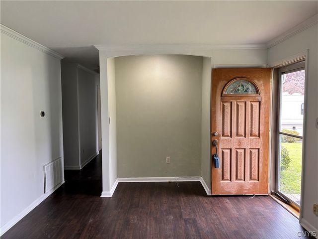203 Leopold Blvd, Van Buren, NY 13209