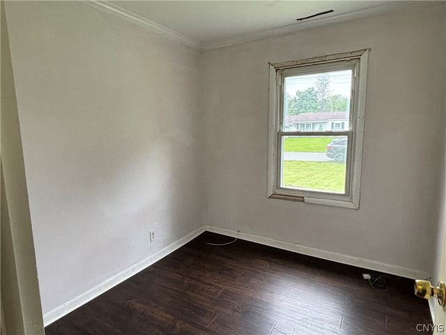 203 Leopold Blvd, Van Buren, NY 13209