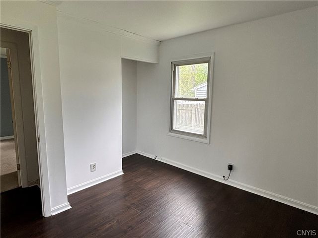 203 Leopold Blvd, Van Buren, NY 13209