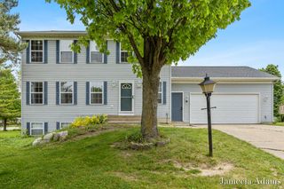 5204 Discovery Drive Se, City Of Kentwood, MI 49508