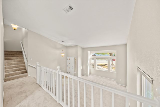 385 Hatteras Way, Sacramento, CA 95831