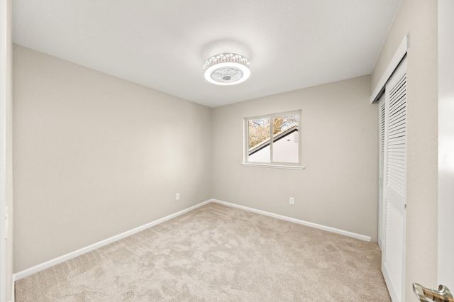 385 Hatteras Way, Sacramento, CA 95831