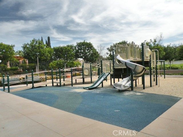 707 Solvay Aisle, Irvine, CA 92606
