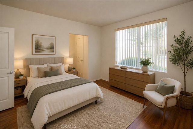707 Solvay Aisle, Irvine, CA 92606
