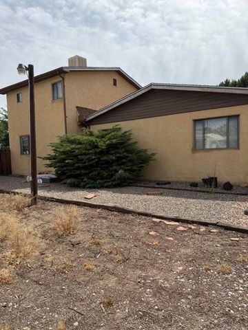 1353 SAN LORENZO Avenue NW, Albuquerque, NM 87107