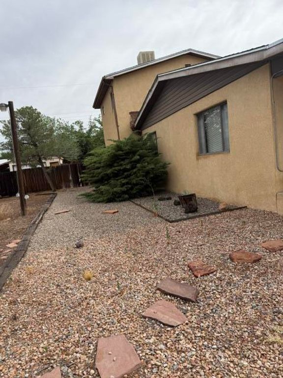 1353 SAN LORENZO Avenue NW, Albuquerque, NM 87107