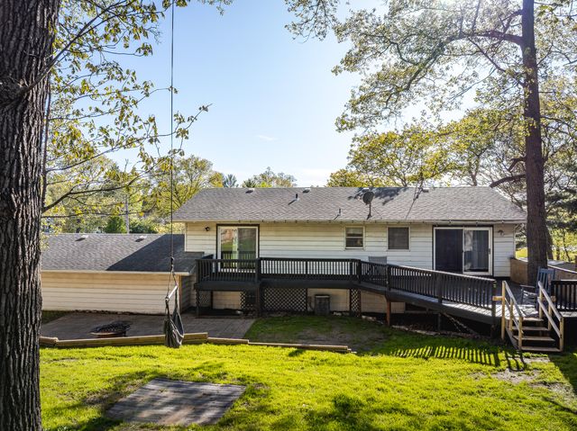 5522 E 989 N, Demotte, IN 46310