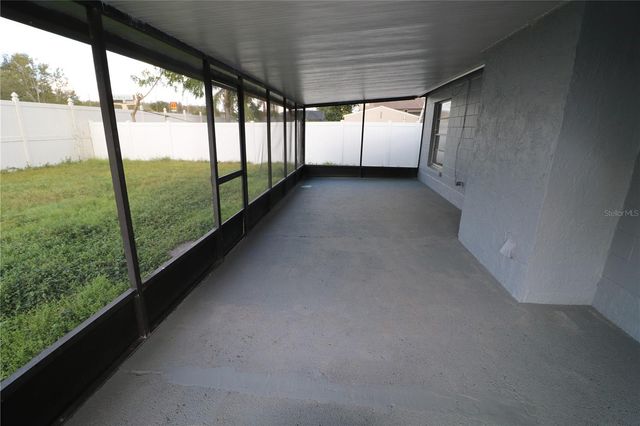 5018 OAKSHIRE DRIVE, Tampa, FL 33625