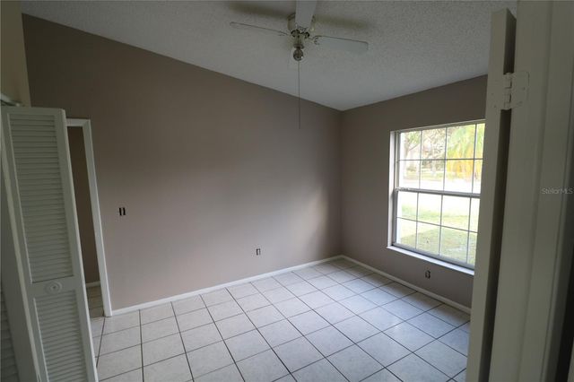 5018 OAKSHIRE DRIVE, Tampa, FL 33625