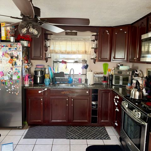 531 Walnut St, Lynn, MA 01905