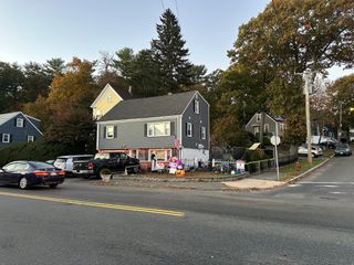 531 Walnut St, Lynn, MA 01905