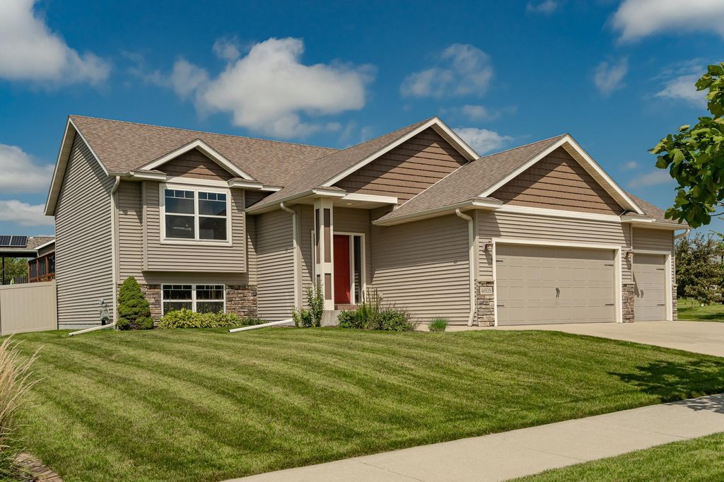 4605 Arctic Fox Road NW, Rochester, MN 55901
