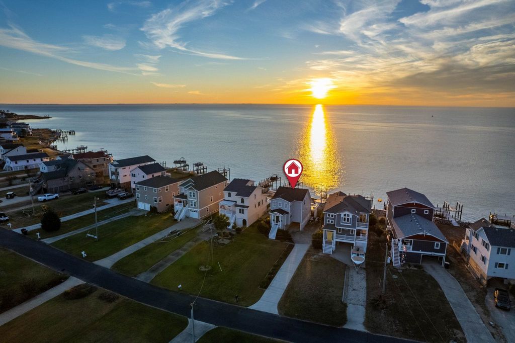 Image 1 of property listing at 1907 Harbour View Drive Lot 34, Kill Devil Hills, NC 27948