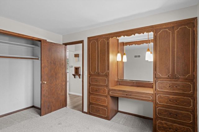 231 S 5th STREET, Cedar Grove, WI 53013