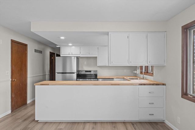 231 S 5th STREET, Cedar Grove, WI 53013