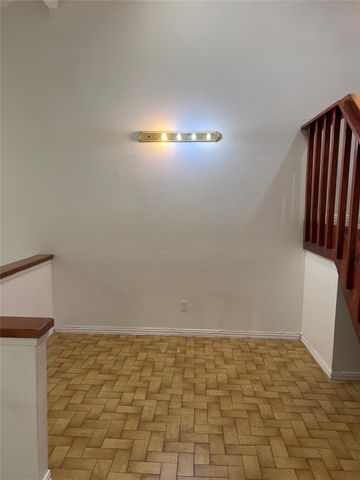 12676 Newbrook Drive, Houston, TX 77072