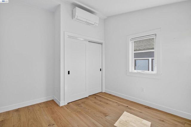 912 914 61st Street, Oakland, CA 94608