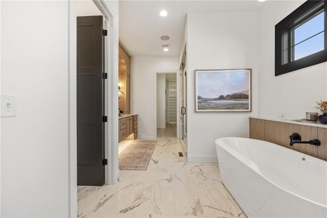 17016 Rosehill Street, Overland Park, KS 66221