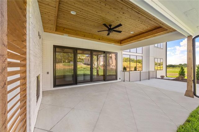 17016 Rosehill Street, Overland Park, KS 66221