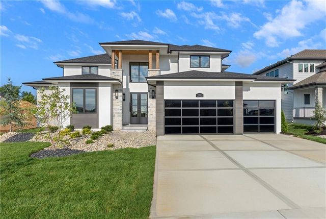 17016 Rosehill Street, Overland Park, KS 66221
