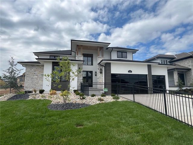 17016 Rosehill Street, Overland Park, KS 66221