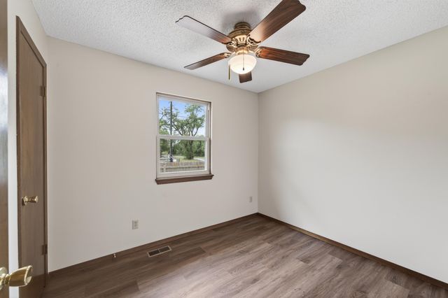 5554 S Malpaso St, Wichita, KS 67217