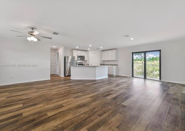 861 WINWOOD CIRCLE, Fort Myers, FL 33913