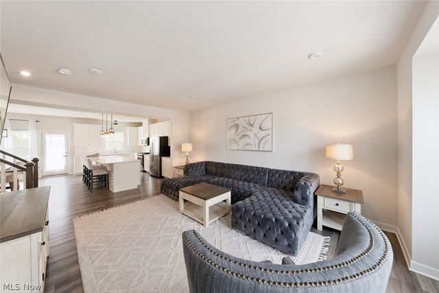 1423 Chateau Place, Avon, OH 44011
