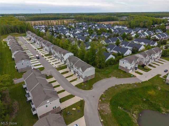 1423 Chateau Place, Avon, OH 44011