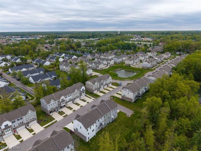 1423 Chateau Place, Avon, OH 44011