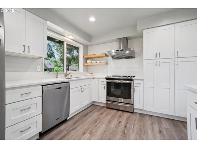 14622 Ne ROSE Pkwy, Portland, OR 97230