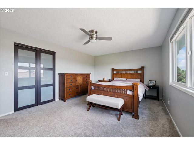 14622 Ne ROSE Pkwy, Portland, OR 97230