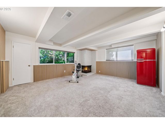 14622 Ne ROSE Pkwy, Portland, OR 97230