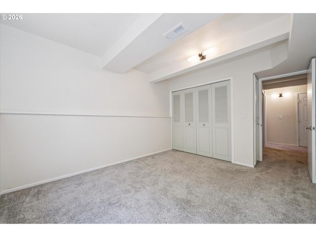 14622 Ne ROSE Pkwy, Portland, OR 97230