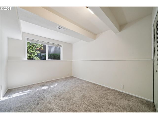 14622 Ne ROSE Pkwy, Portland, OR 97230