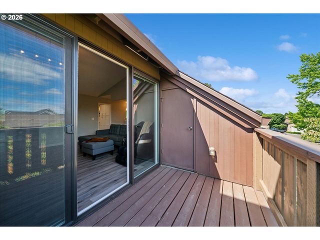 14622 Ne ROSE Pkwy, Portland, OR 97230