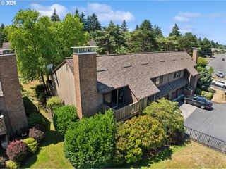 14622 Ne ROSE Pkwy, Portland, OR 97230