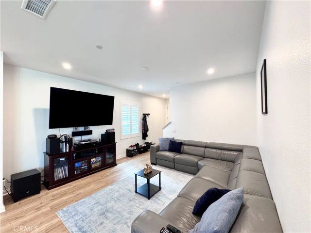 16066 Carrara Lane, Fontana, CA 92336