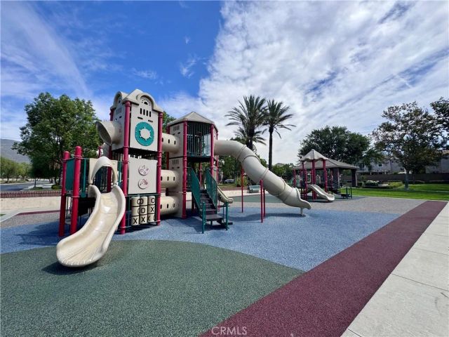 16066 Carrara Lane, Fontana, CA 92336