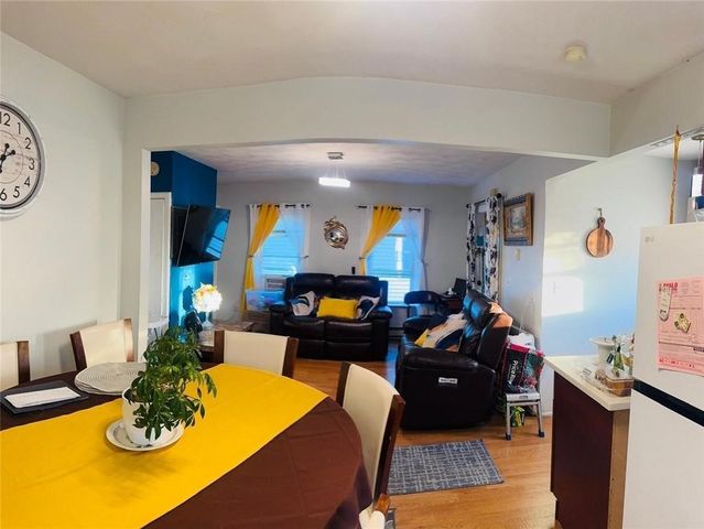 20 Hope Street, Pawtucket, RI 02860