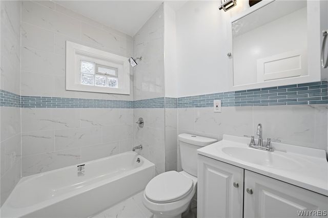 262 Sumner Place, Buffalo, NY 14211