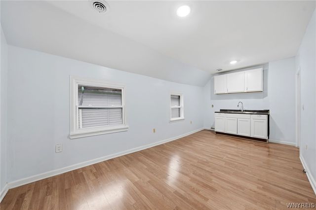 262 Sumner Place, Buffalo, NY 14211