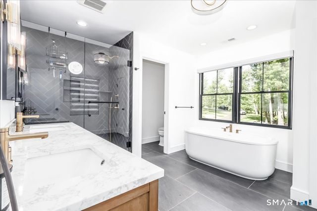 38 Hickory Lane, Ridgefield, CT 06877