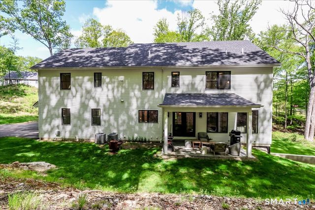 38 Hickory Lane, Ridgefield, CT 06877