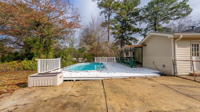 4507 North Oaks Drive, Columbus, GA 31909