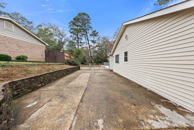 4507 North Oaks Drive, Columbus, GA 31909