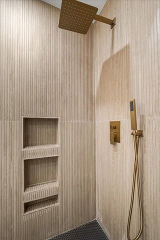 7944 DOVIE LN, Germantown, TN 38138