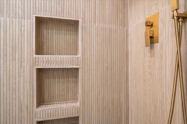 7944 DOVIE LN, Germantown, TN 38138