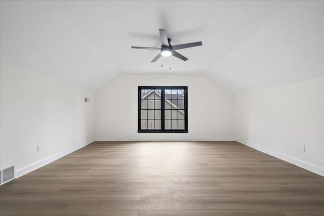 7944 DOVIE LN, Germantown, TN 38138