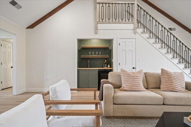 7944 DOVIE LN, Germantown, TN 38138